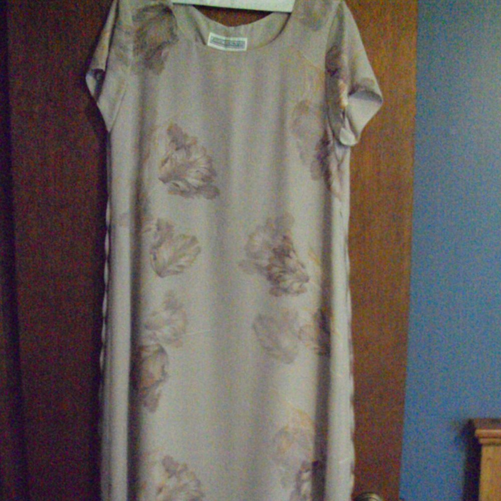 Lavender/beige flower Trapeze dress Size 12